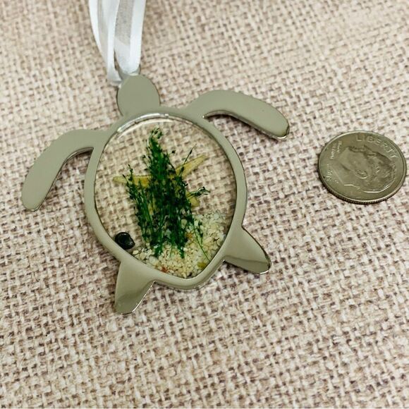 Silver Turtle Starfish In Resin Ornament - Picture 3 of 3